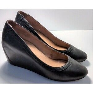 Chocolat Blu black leather wedge heels "Java" 6.5